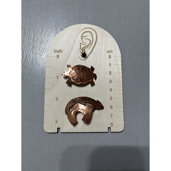Navajo Stamped Copper Spirit Bear & Turtle Lapel Fetish Pin Brooch - Picture 2 of 12
